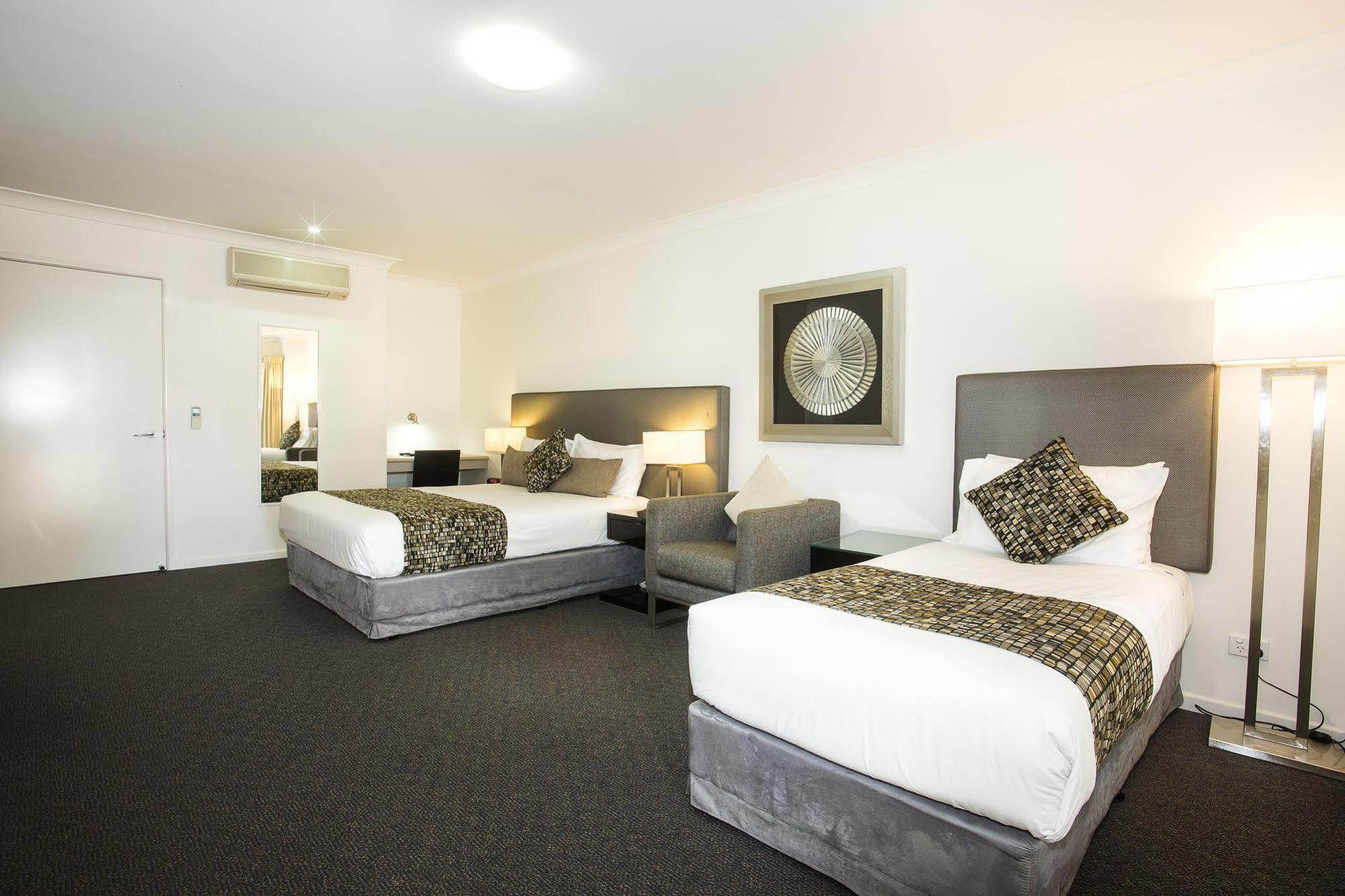 Coral Cay Resort Mackay Exterior photo